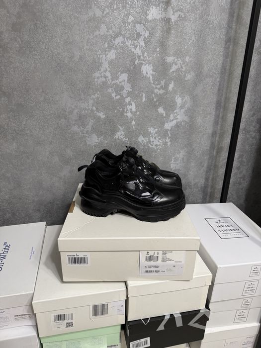 Maison Margiela Tabi x Reebok Instapump Black