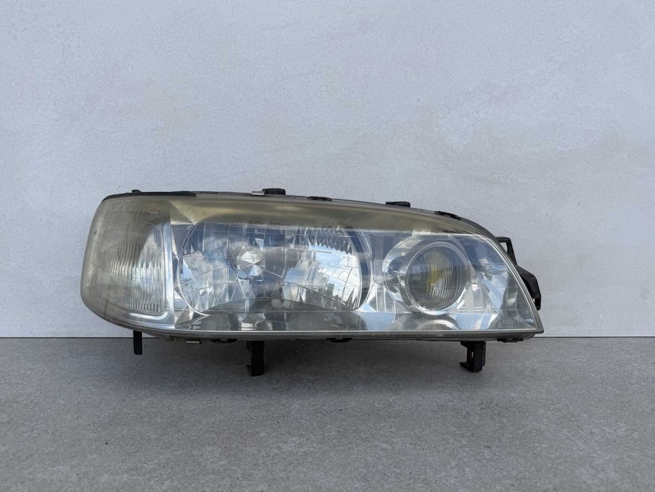 Фара (права) Honda Saber / Acura TL (1995-1998р.в.)