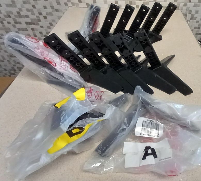 Various LG TV Mounts64741110841473120