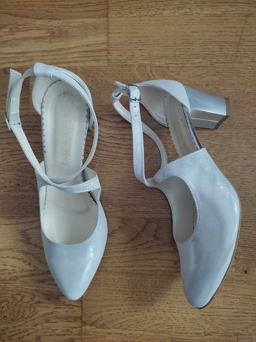 Buty ślubne r.39