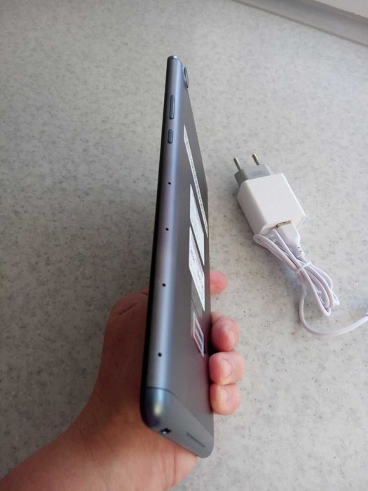 Планшет Huawei mediapad m5 lite jdn2-l09 8 \ IPS \ 3 GB \ 32 GB \ LTE