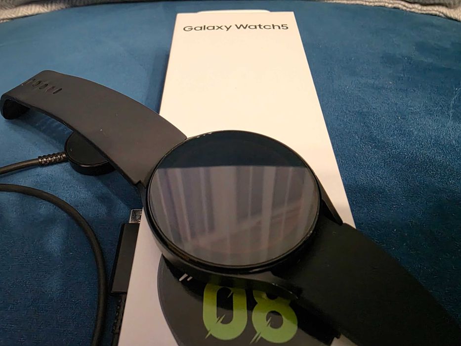 Samsung Galaxy Watch 5    44mm  BT