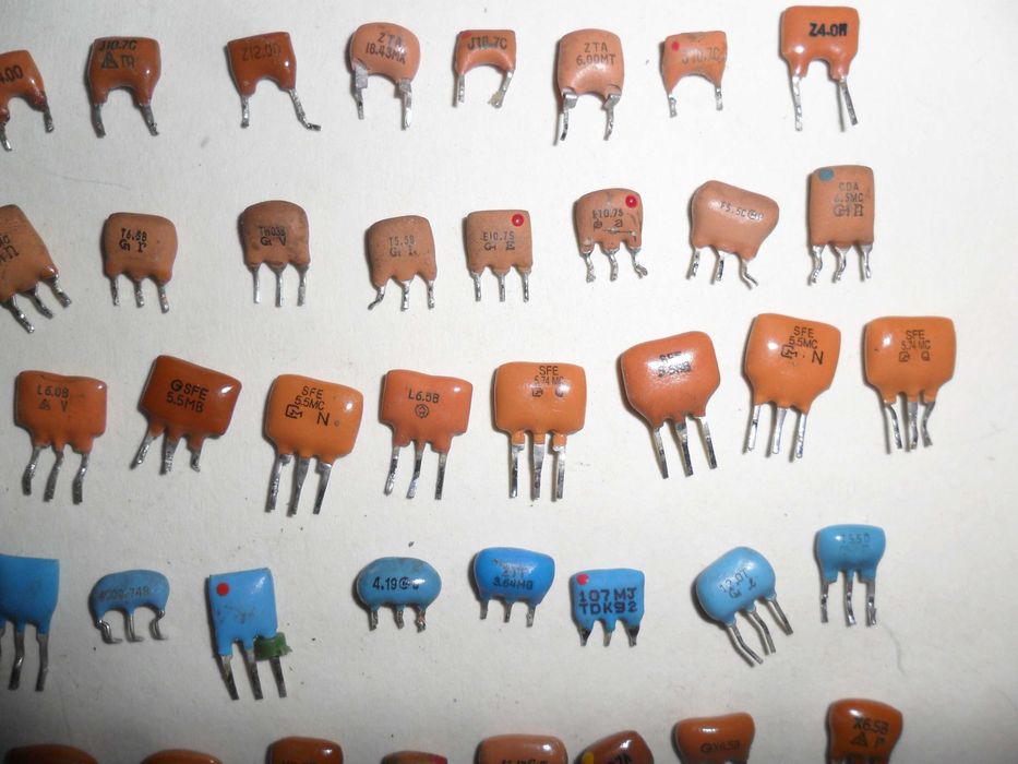 Кварцовий резонатор генератор (лот 60 штук)