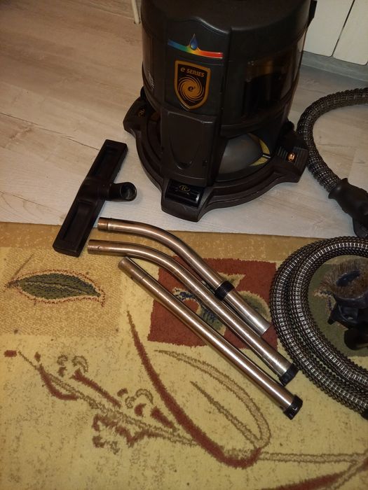 Odkurzacz wodny rainbow e series