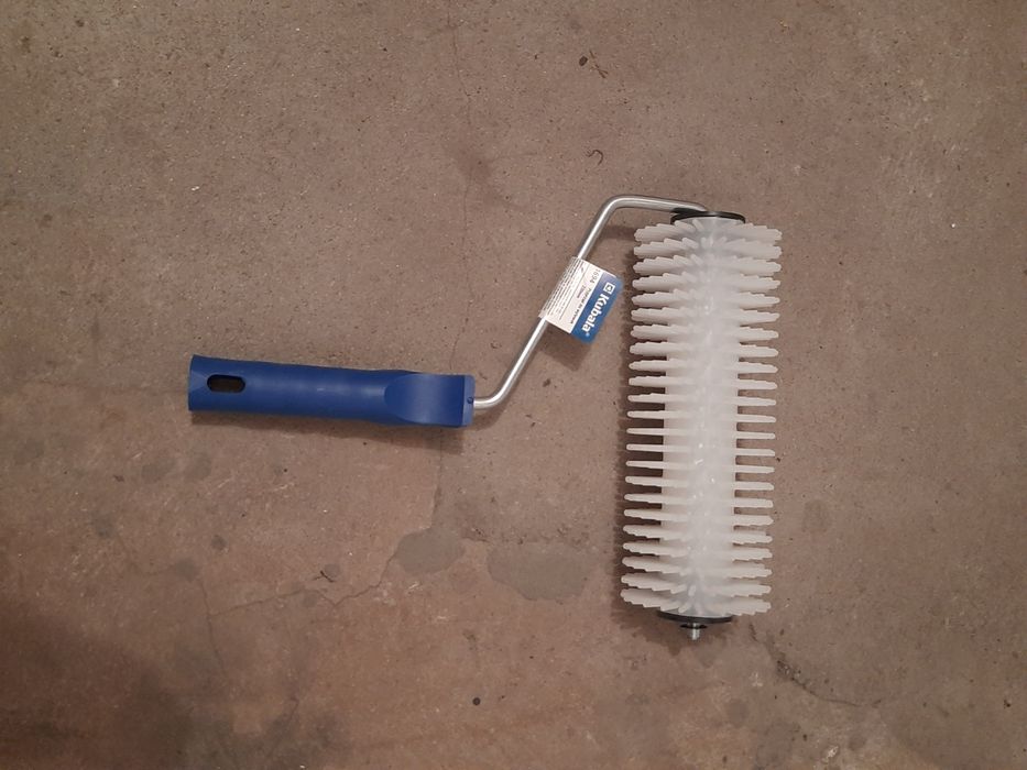 Ku Przyrząd do odpowietrzania wylewek