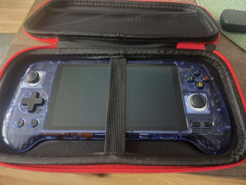 ANBERNIC RG556 中古美品 専用ケース付き ANBERNIC RG556 中古美品