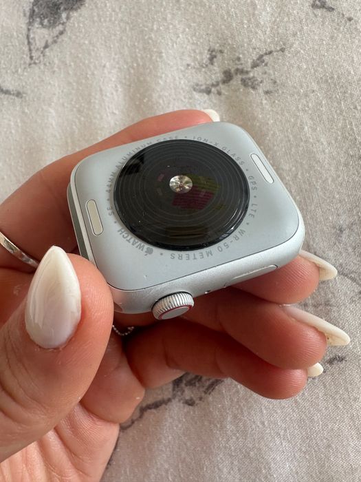 Apple Watch SE 2022 GPS + CELLULAR (para peças)