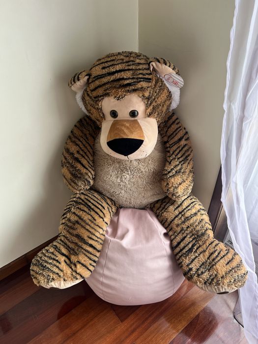 Tigre de peluche