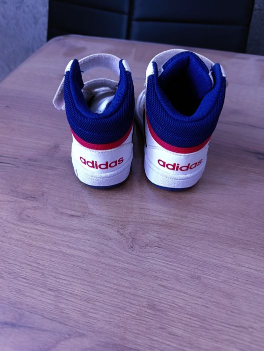 Дитячі кросівки Adidas, оригінал