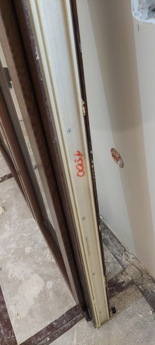 Okna plastikowe prawie nowe 150x145  kolor ORZECH