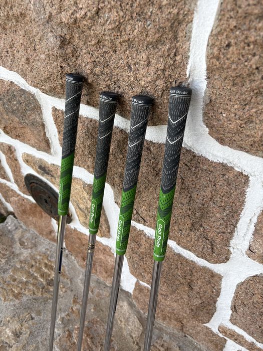 Set de gold Mizuno MP 64 Regular Steel