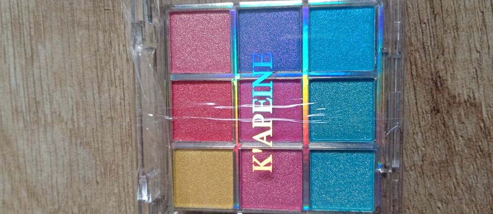 Paleta cieni do powiek K'Apeine