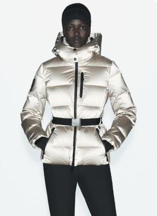 Куртка гірськолижна на розмір S