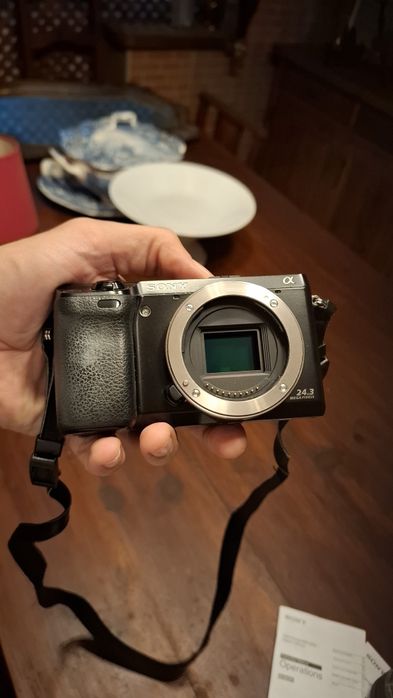 Sony Alpha NEX-7 + Lente 18-55mm OSS – Mirrorle