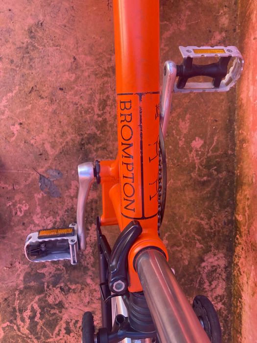 Brompton 2009 Laranja – 6 Velocidades – Revisão Completa