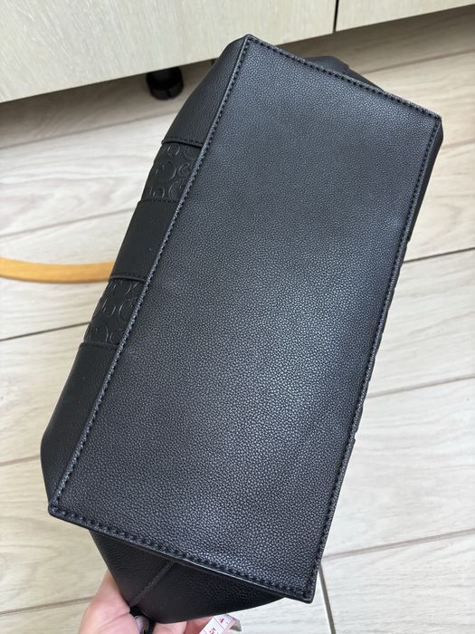 Брендова оригінальна сумка торба шопер Guess