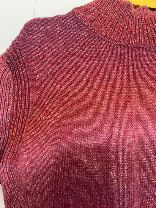 Sprzedam lekko uzywany sweter