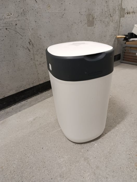 Śmietnik na pieluchy Tommee Tippee Twist & Click