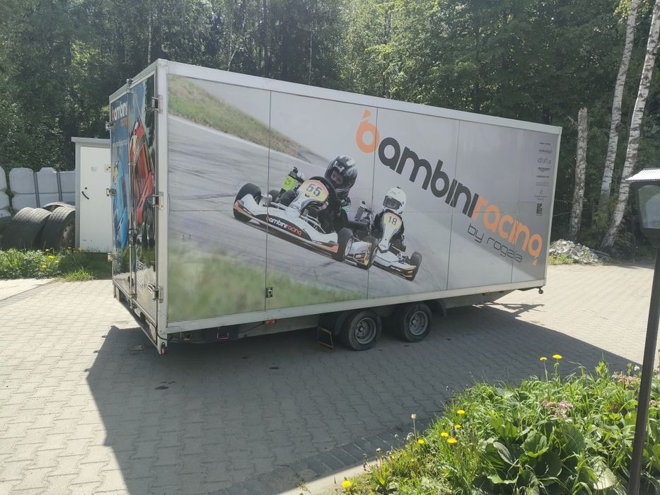Przyczepa kontener izoterma HUMBAUR