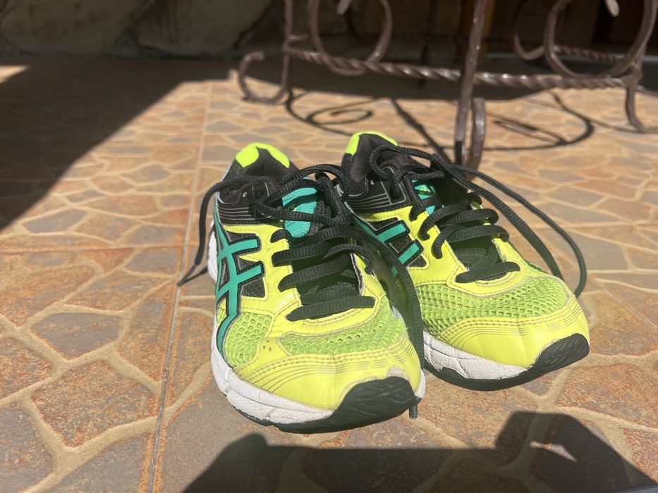 ASICS Кросівки літні, дитячі 35 розмір