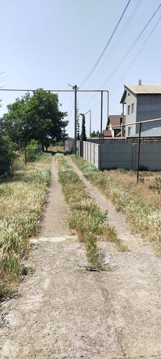 Продам земельный участок в с.Каролино-Бугаз. 20 000 долл США.