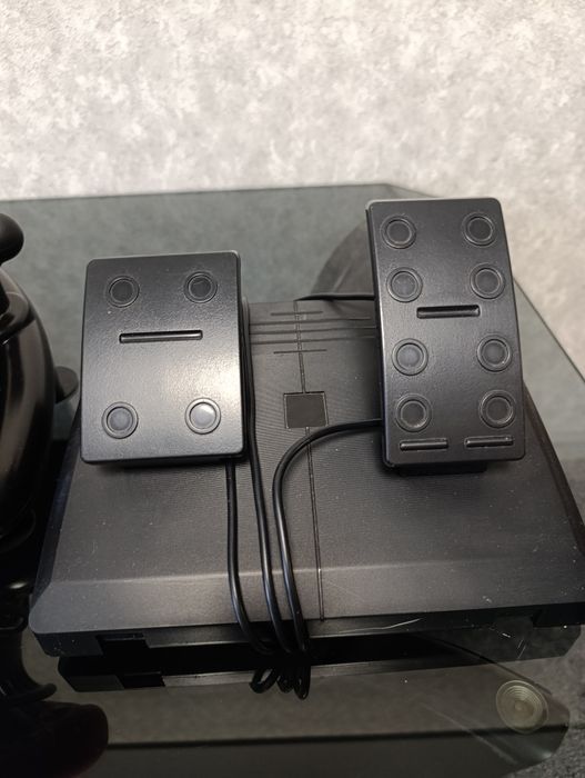 Продам игровой руль с педалями TRAILBLAZER