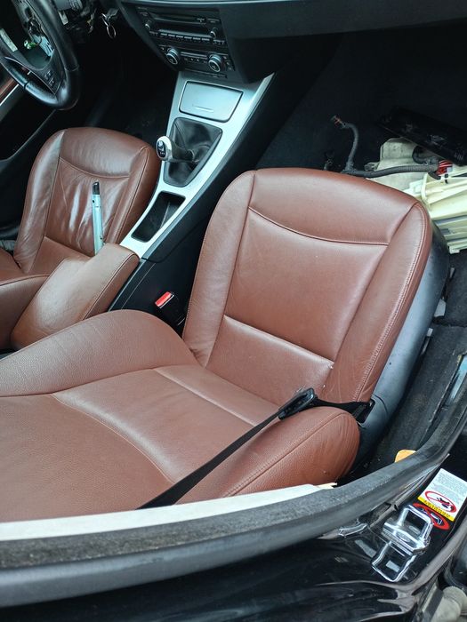 BMW e90 fotele skórzane brązowe pamięć tapicerka