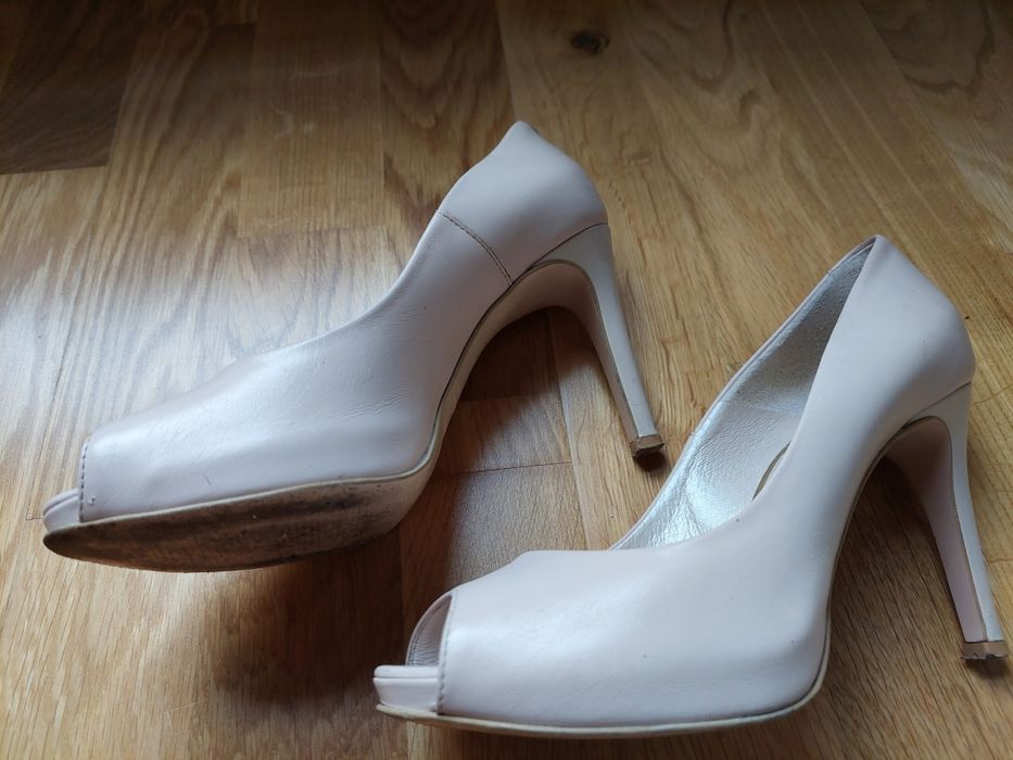 Buty Gino Rossi rozm. 37