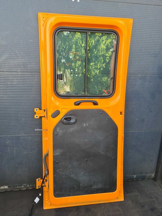 Renault Master III 2.3 doka drzwi tylne prawe