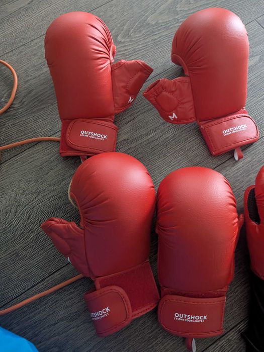 Rękawice bokserskie dziecięce decathlon Domyos outshock 3 pary zestaw