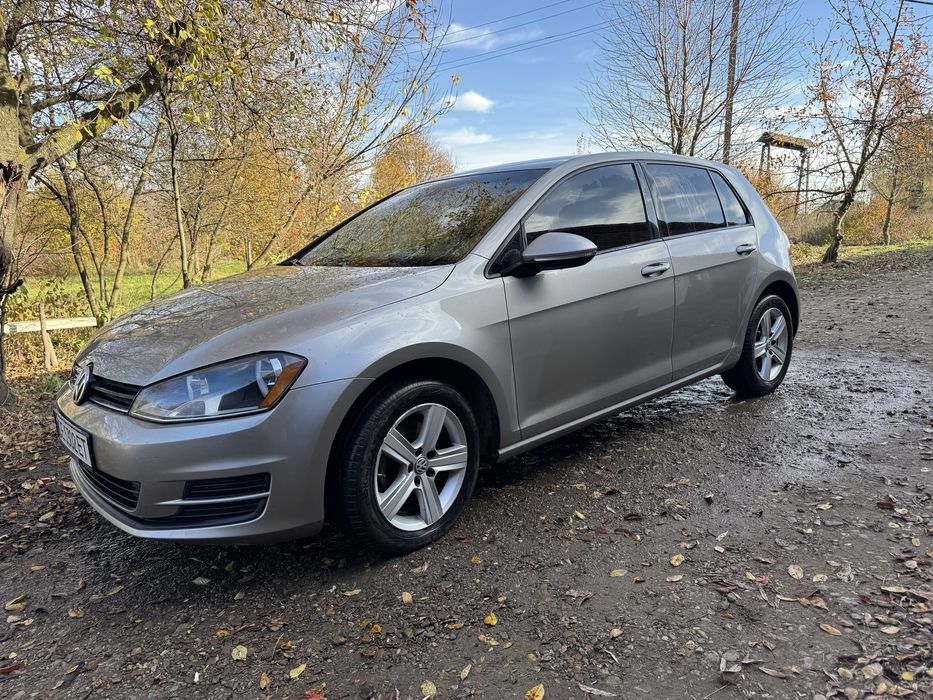 Автомобіль у відмінному технічному  та візуальному стані . Сімейне авт