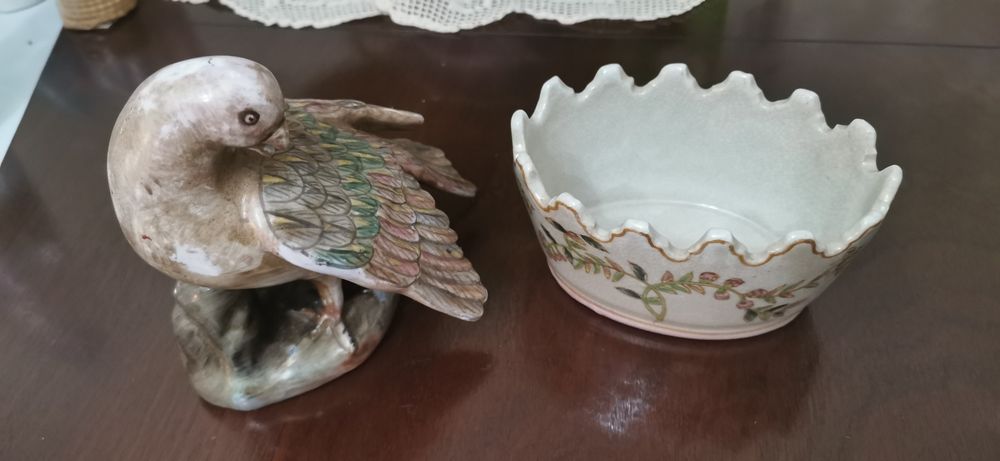 Conjunto decorativo vintage em faiança portuguesa – séc. XX