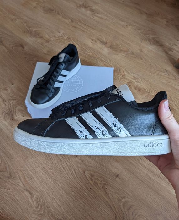 Кроссовки Adidas grand court beyond (оригинал)