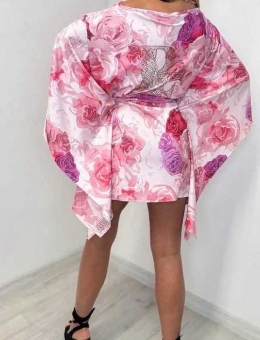 Asymetryczna kimonowa sukienka Paparazzi Fashion