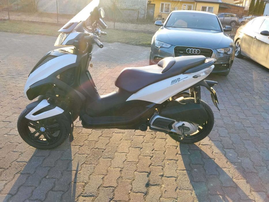 Piaggio MP3 300 Yourban 2015 mp-3 mp 3 kat b