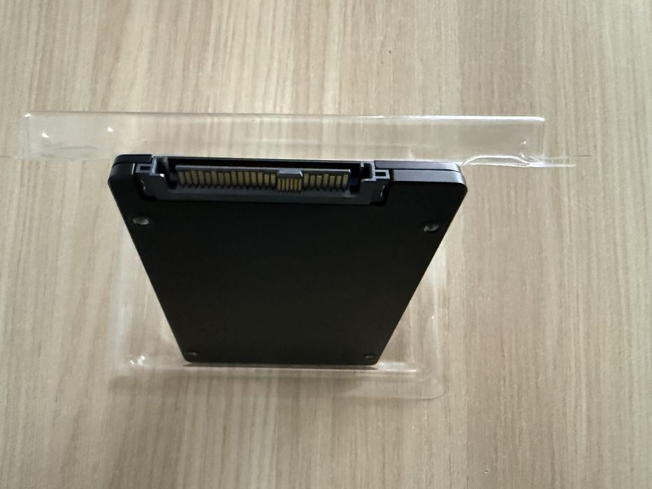 Uszkodzony Dysk SSD SAMSUNG PM983 2.5” 7.68TB PCIe Gen3