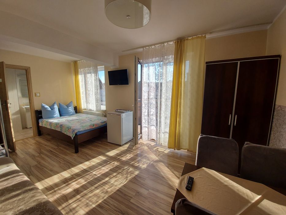 Pokoje gościnne Max Kołobrzeg ( nad morzem; noclegi; kwatery; wczasy;)