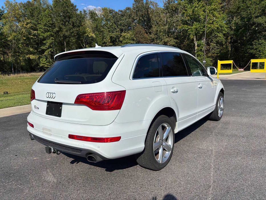 Audi Q7 quattro Premium Plus      2013