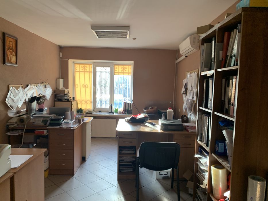 Здамо в оренду комерційне приміщення в с Боратин