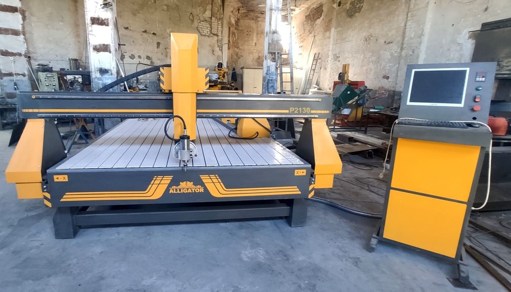 Станок с ЧПУ Верстат по дереву, карбону, пластику, алюмінію