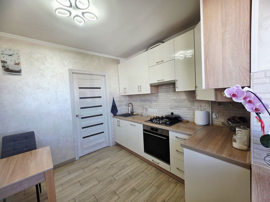 Продається комфортна трьохкімнатна квартира!!!