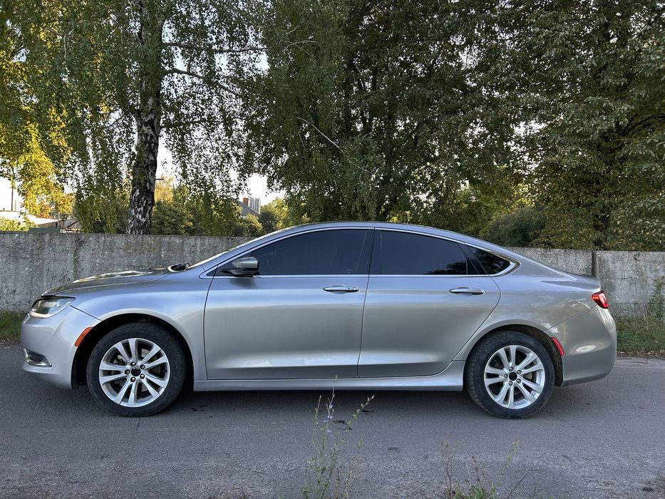 Продам автомобиль (Chrysler)