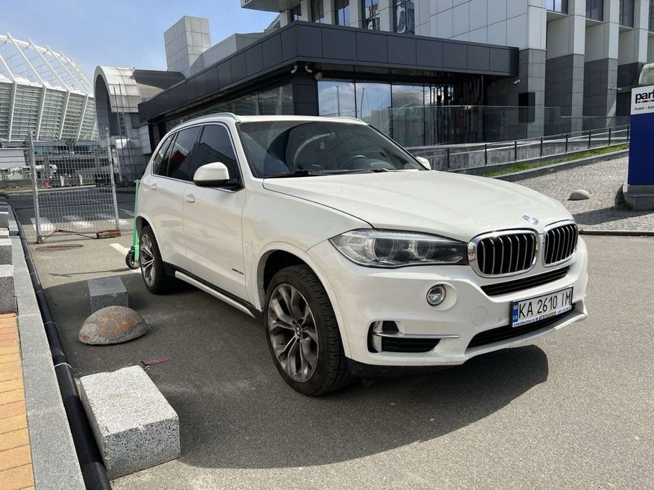 Продам БМВ х5 f15 2017