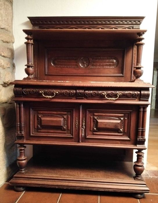 Móvel Rústico em madeira maciça