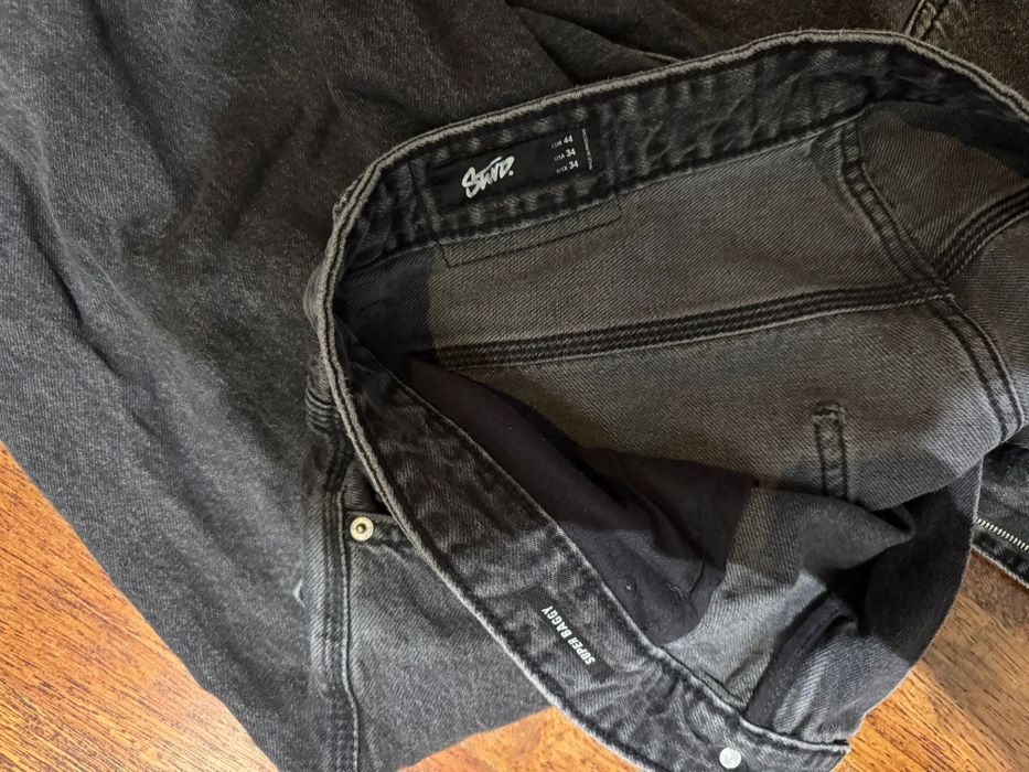 Spodnie super baggy pull&bear