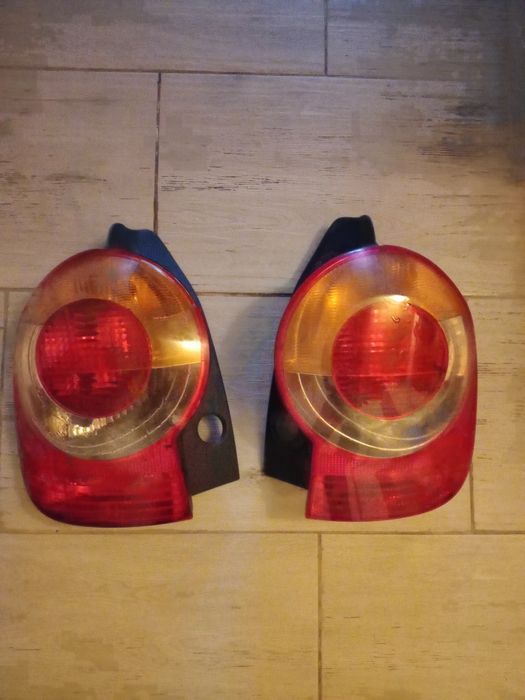 Lampa tył Modus lewa i prawa