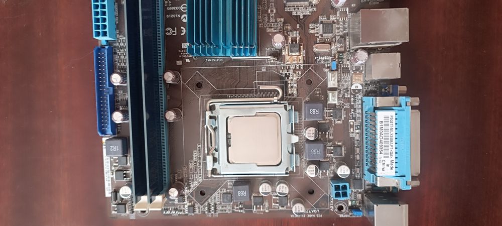 Материнська плата s 775 ddr3