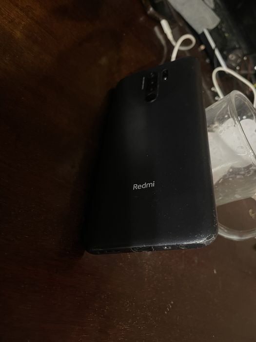 Продам Xiaomi Redmi 9