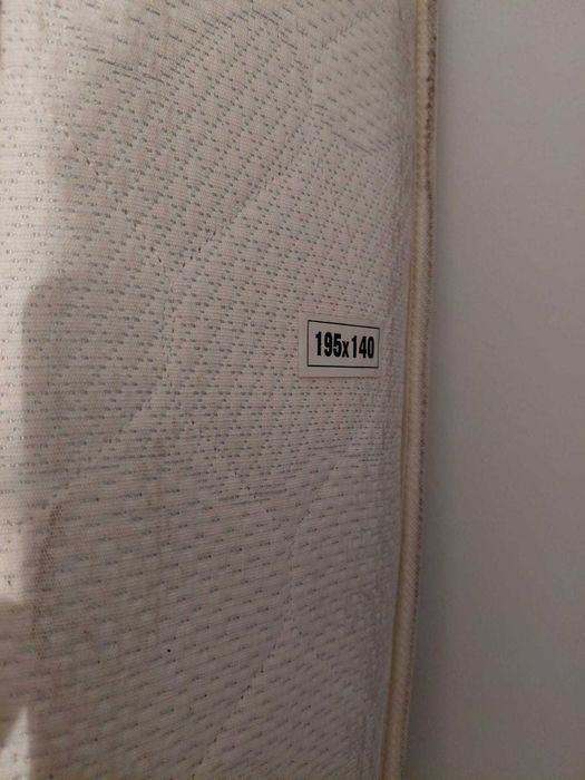 Cama Casal Madeira Maciça + Colchão Molaflex