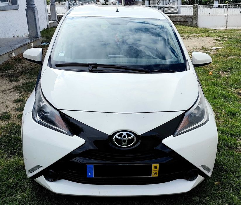 Toyota Aygo 2018 X-Play+AC+X-Touch